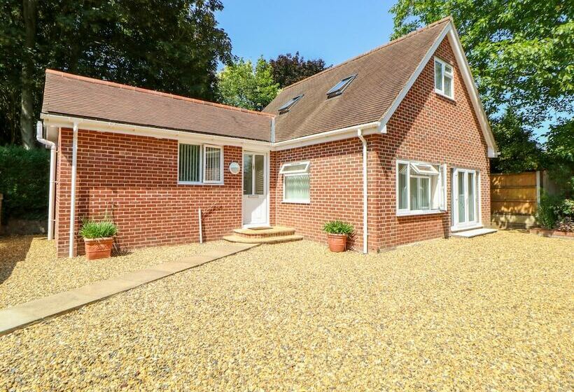 The Lodge At Orchard House