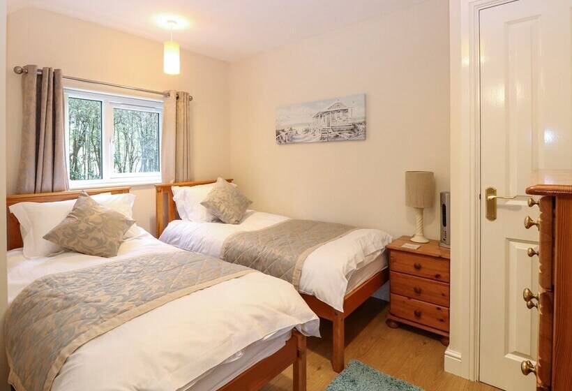 The Lodge At Orchard House