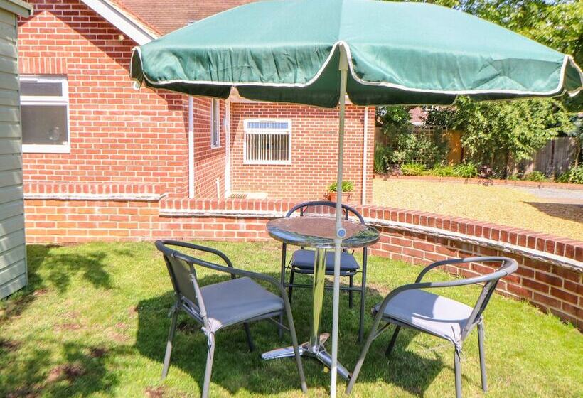 The Lodge At Orchard House