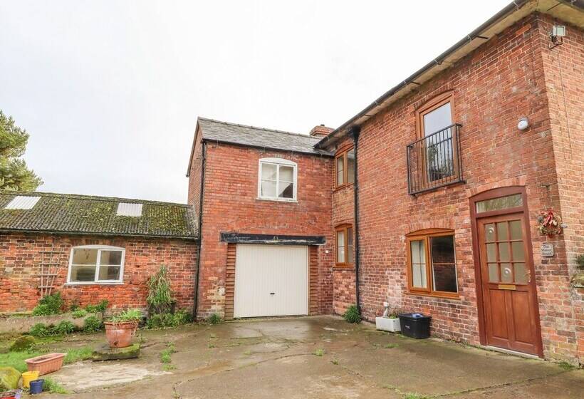 The Manor House At Kenwick Lodge