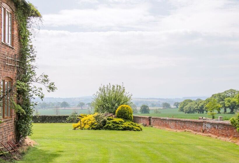 The Manor House At Kenwick Lodge