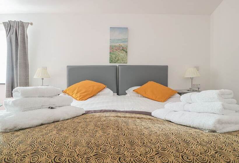 The Old Power House Cottage 2