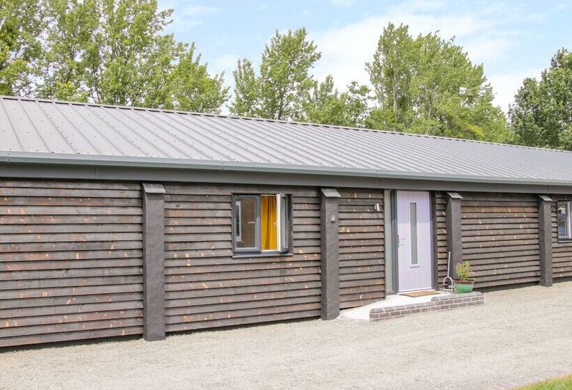 The Old Power House Cottage 2