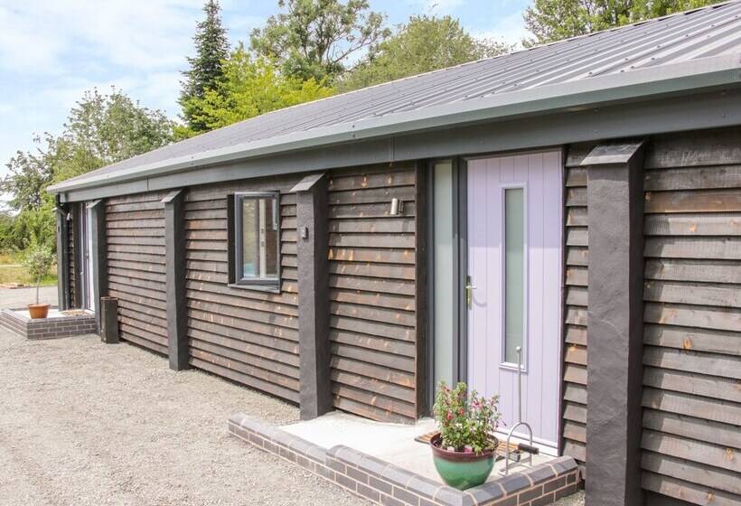 The Old Power House Cottage 2