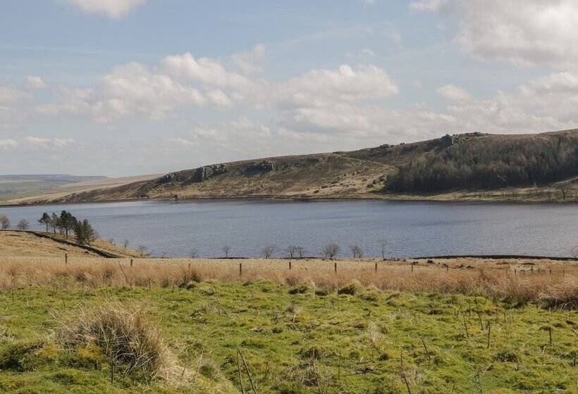 The Old Shippon Mews