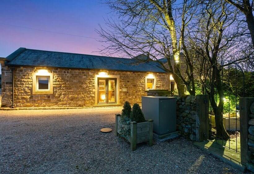 The Old Shippon Mews