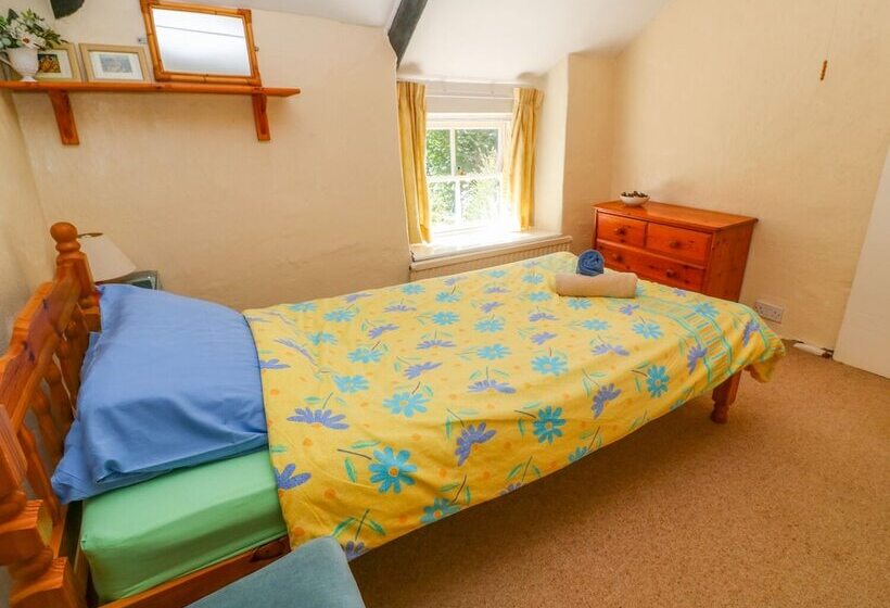 The Thatched Cottage