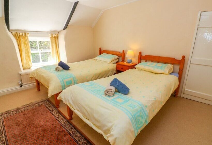 The Thatched Cottage