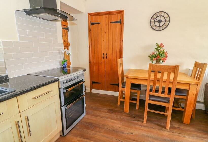 Tilberthwaite Farm Cottage