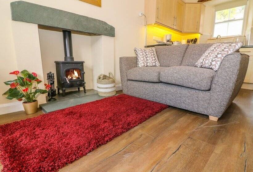 Tilberthwaite Farm Cottage