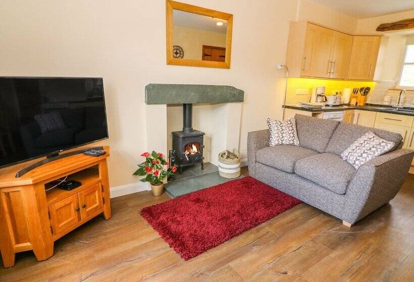 Tilberthwaite Farm Cottage