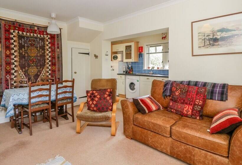 Tower Lodge