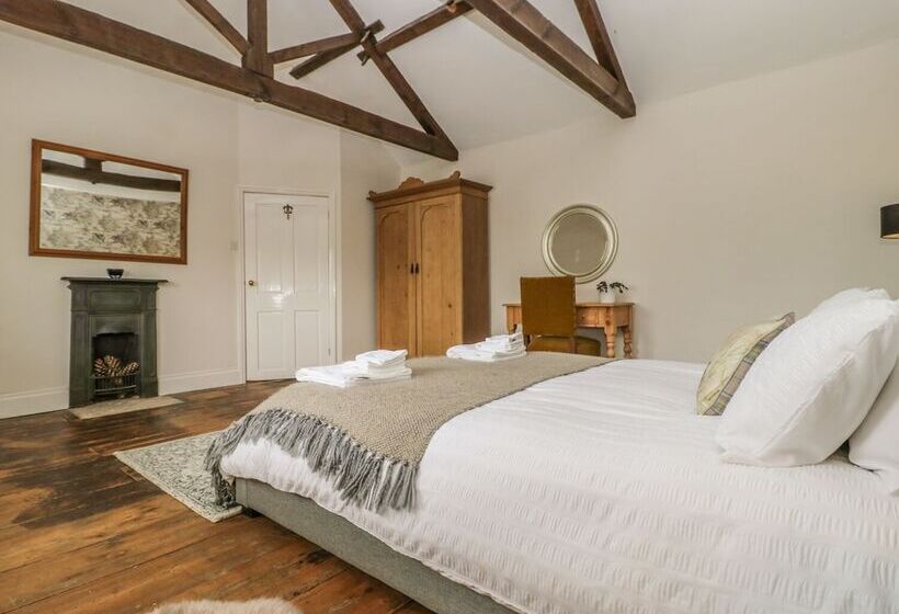 Warren House Cottage