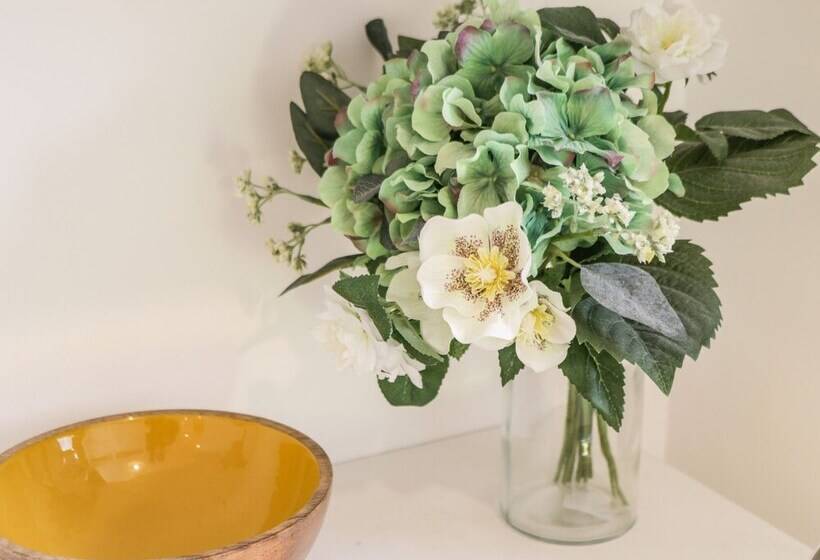 West Cliff Apartment