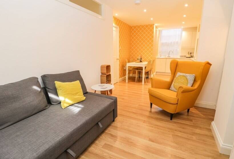 West Cliff Apartment