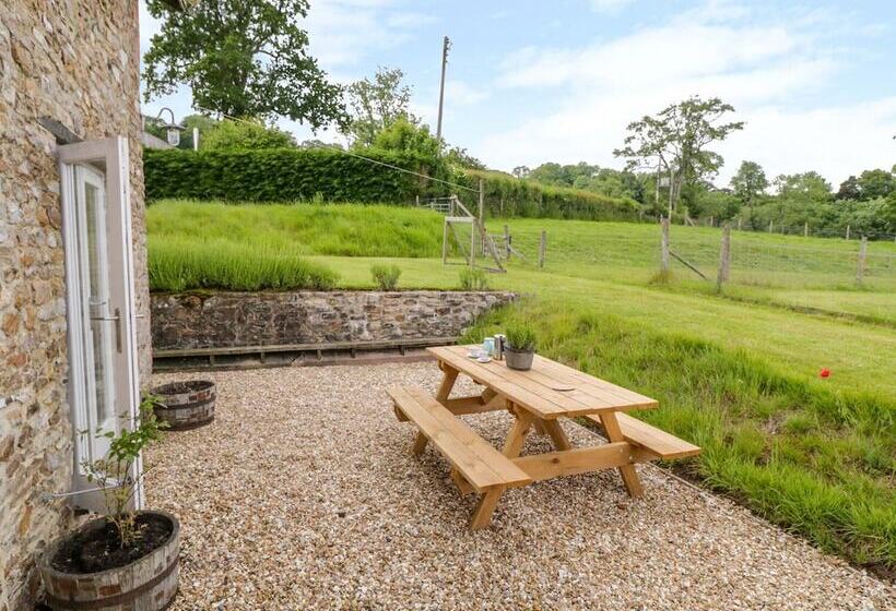 Whitehall Farm Cottage