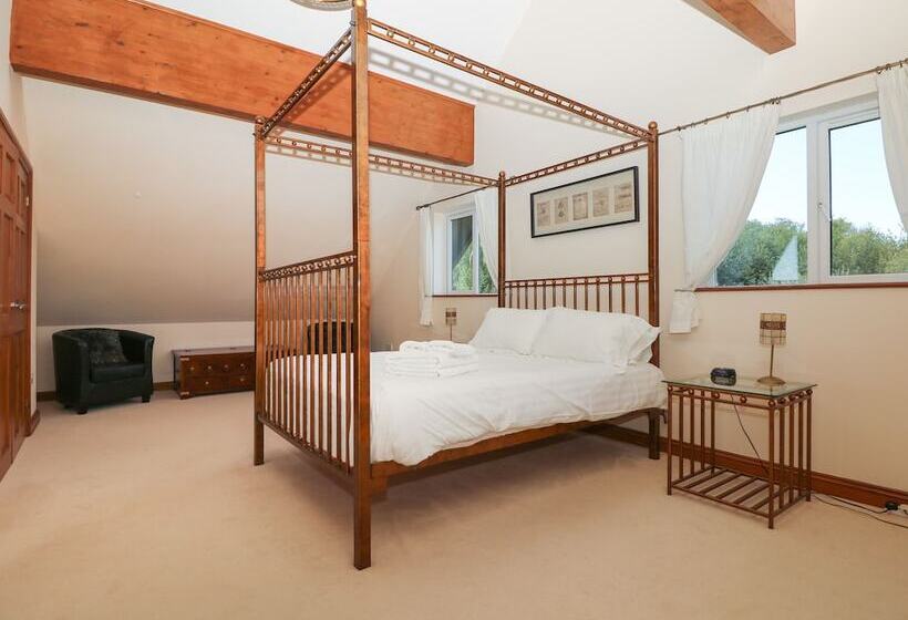 Willow Lodge, Retallack