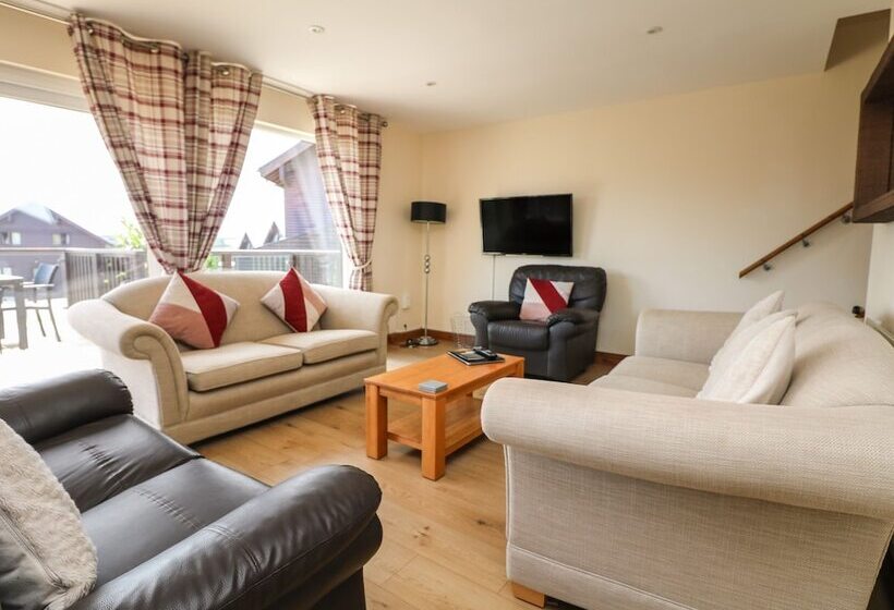 Willow Lodge, Retallack