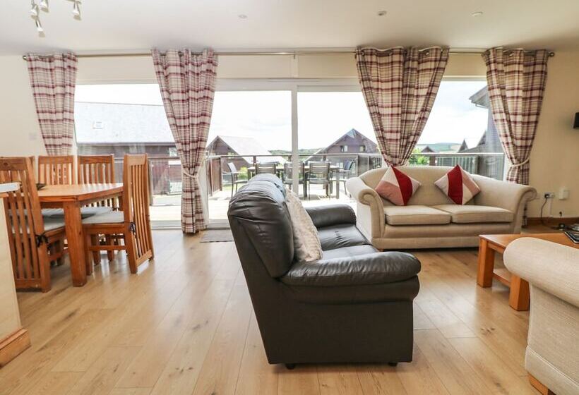 Willow Lodge, Retallack