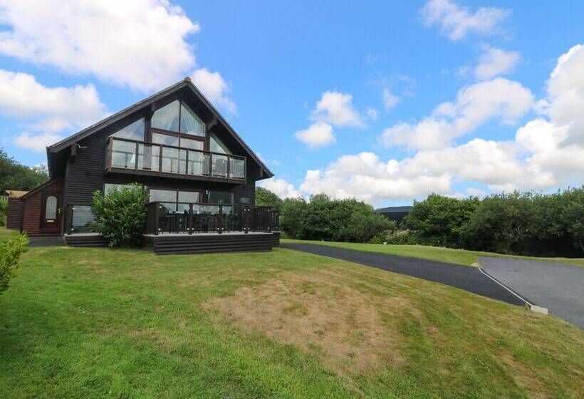 Willow Lodge, Retallack