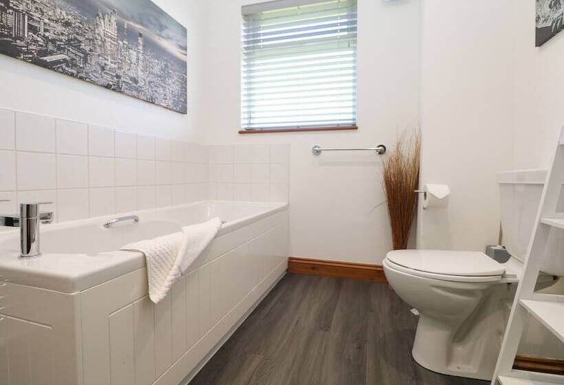 Willow Lodge, Retallack