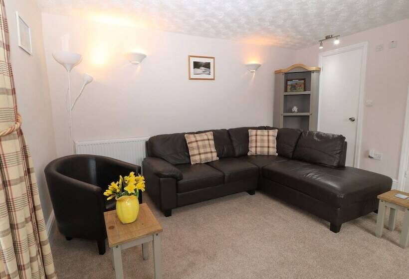 Wingstone Farm Cottage