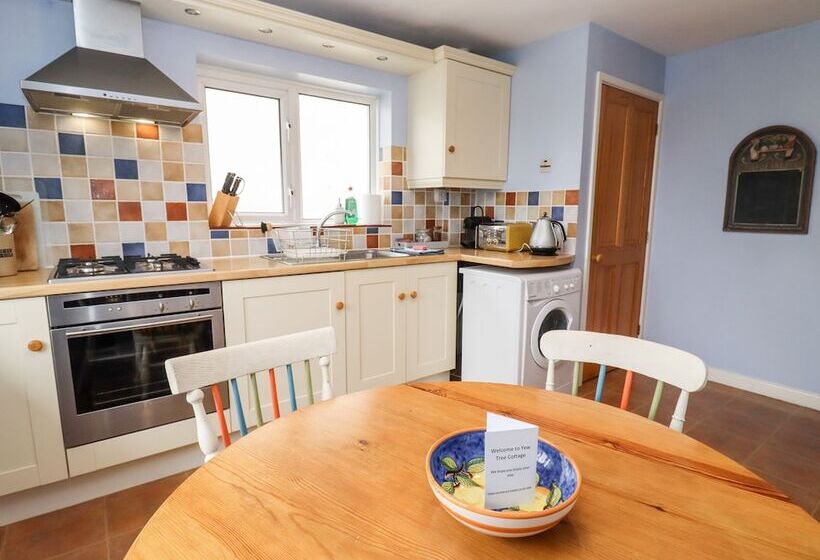 Yew Tree Cottage