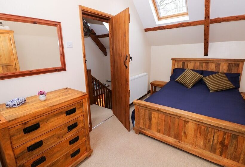 1 Mill Farm Cottages