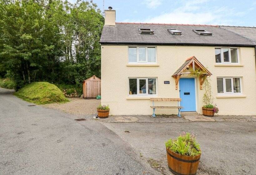 1 Mill Farm Cottages