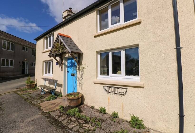 1 Mill Farm Cottages