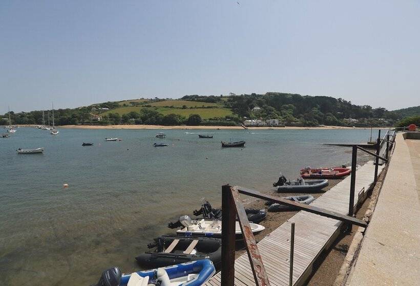 1 The Salcombe