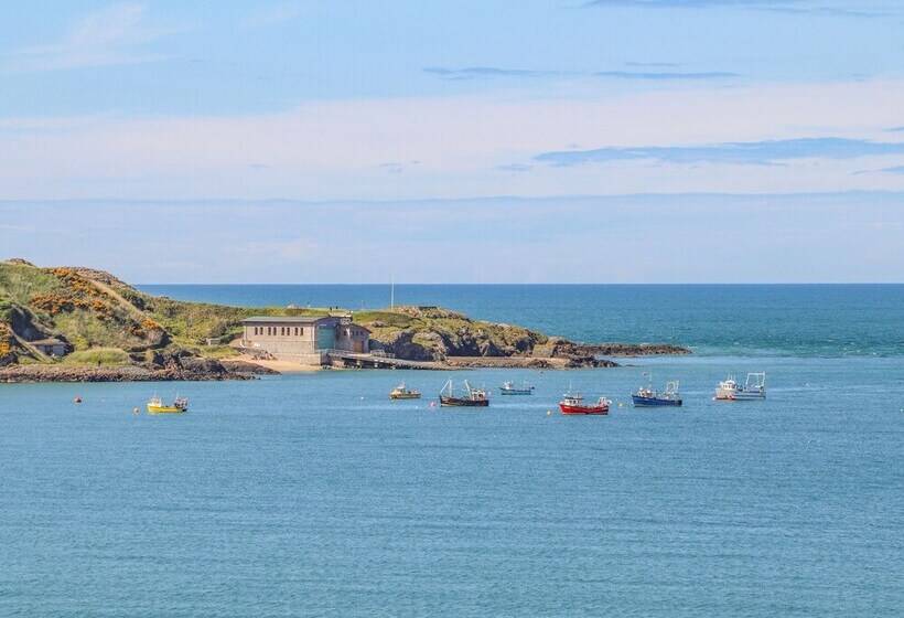 25 Langlands Terrace