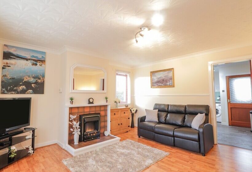 25 Langlands Terrace