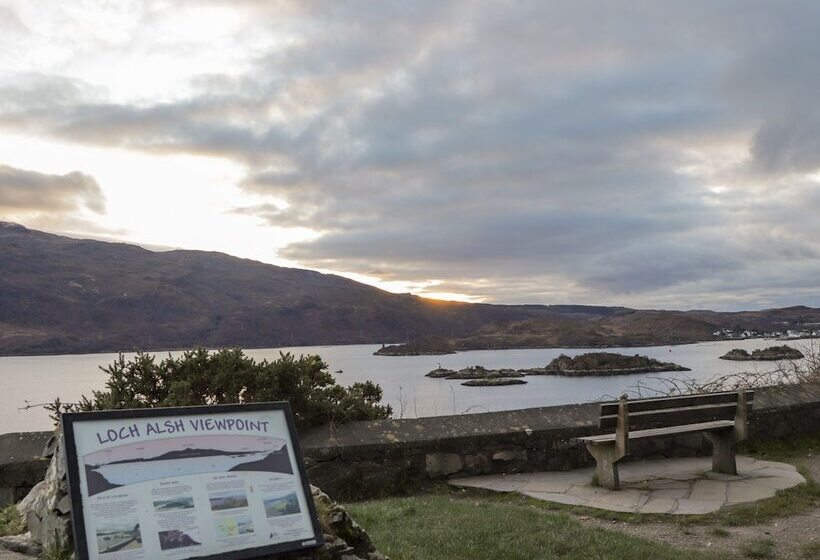 25 Langlands Terrace