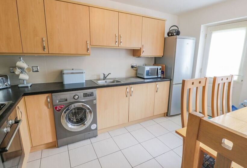 Bright And Beautiful