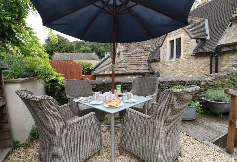 Castle Combe Cottage