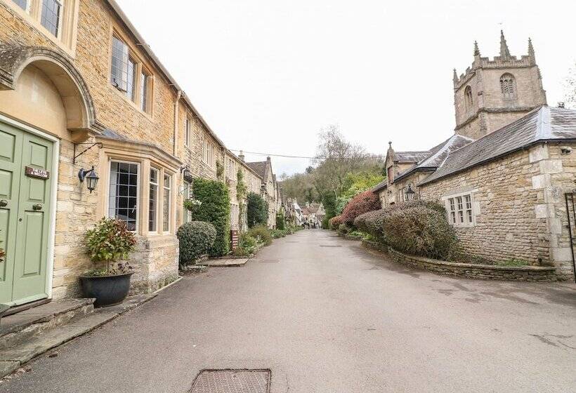 Castle Combe Cottage