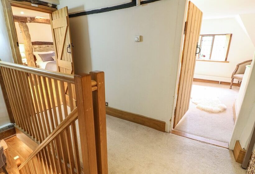 Castle Combe Cottage