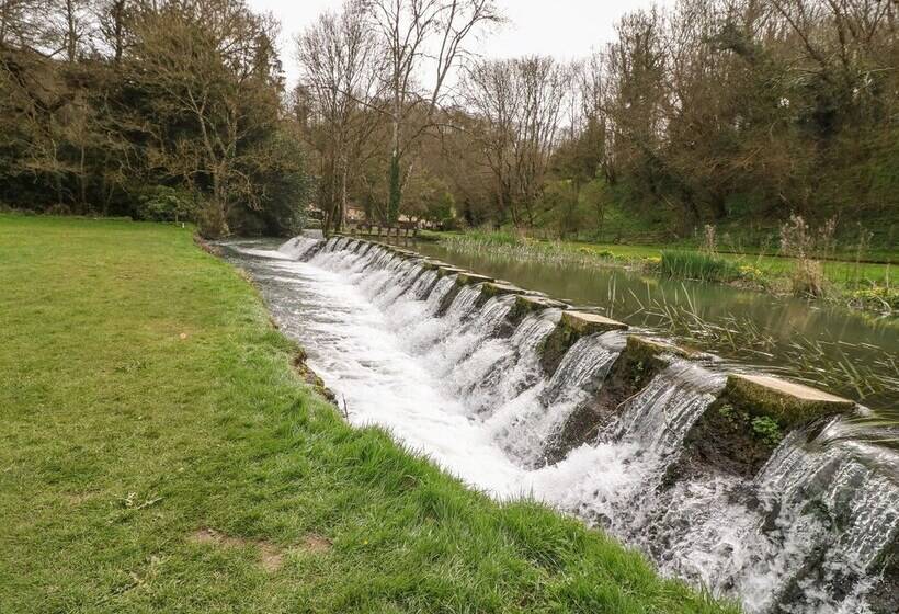 Castle Combe Cottage