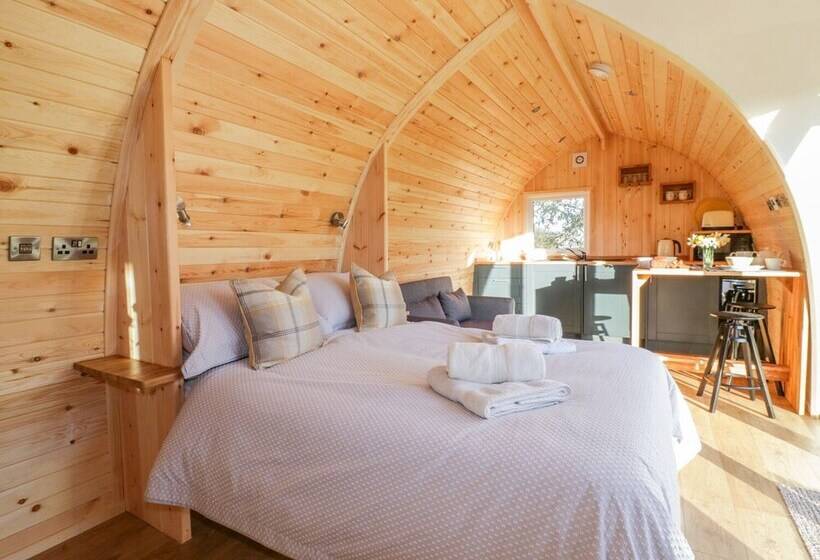 Chapel Pod