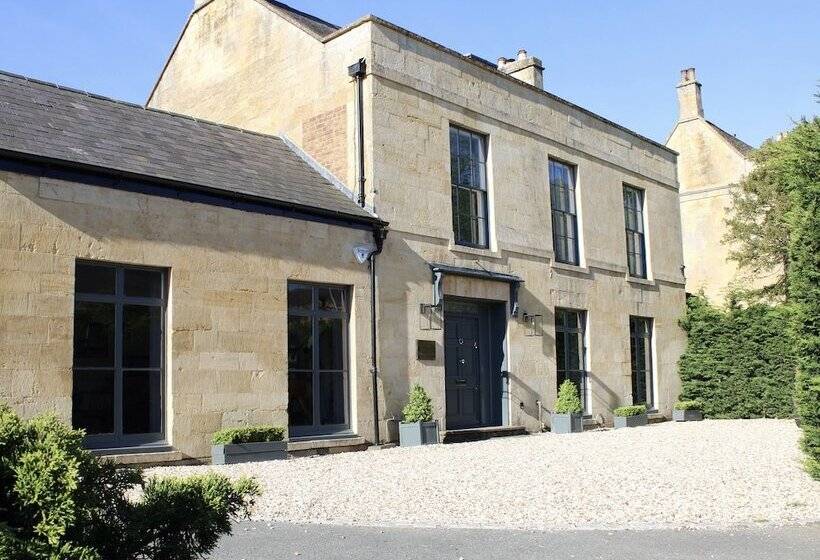 Cotswold House