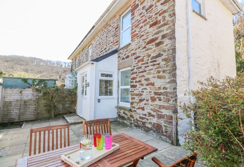 Glenmount Cottage