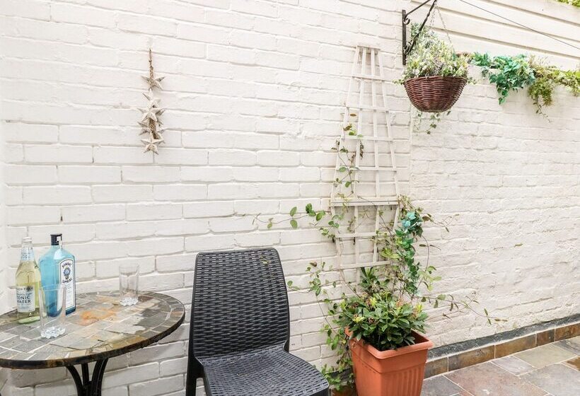 Harbour Catch Cottage