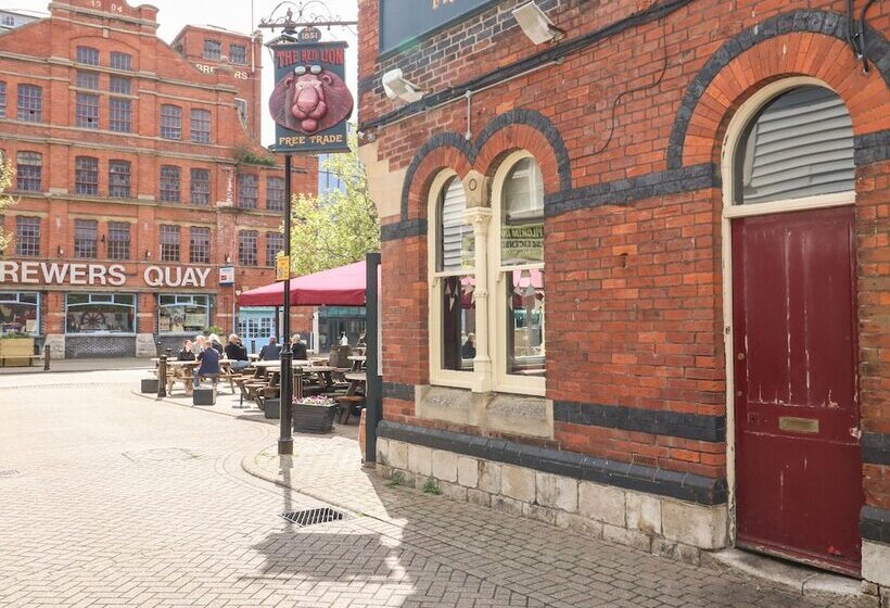 Harbour Watch Apartment 1