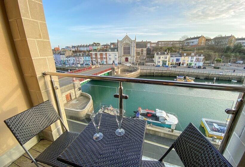 Harbourside Penthouse