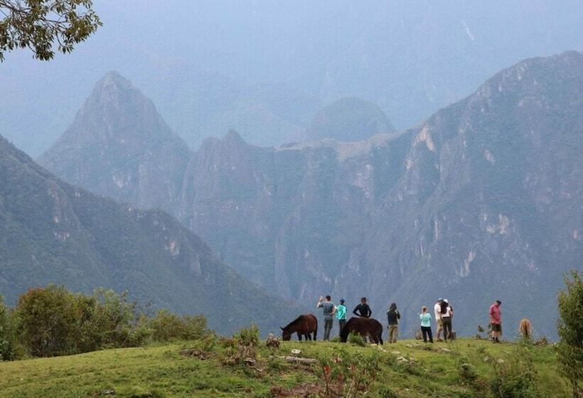 Отель Llactapata Lodge Overlooking Machupicchu