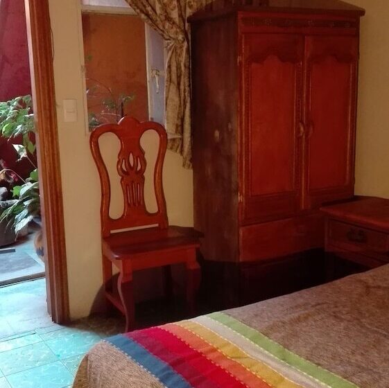 Отель Posada De Xochitl