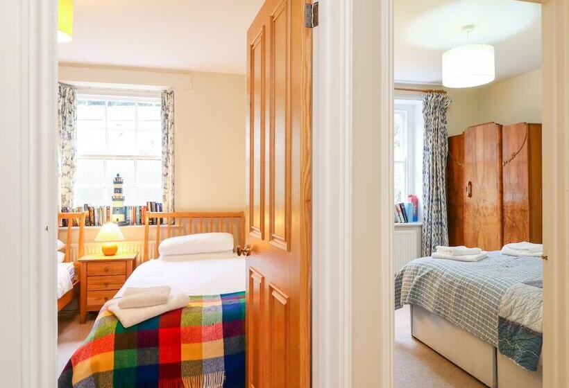 Jasmine Cottage