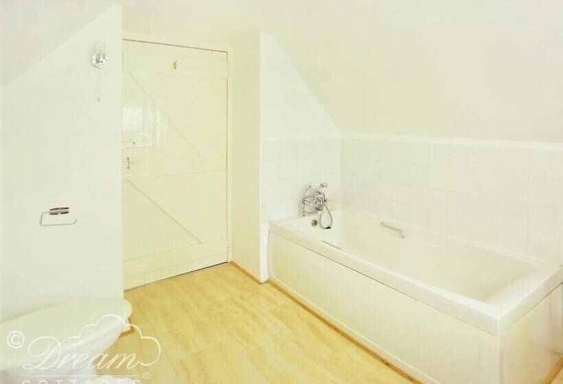 Little Berwick Cottage