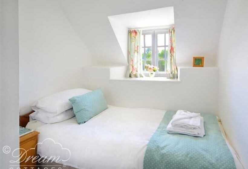 Little Berwick Cottage